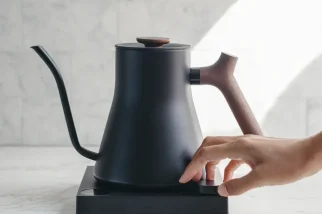 fellow-stagg-ekg-pro-kettle-by-anthem-branding_353fe568217a4ecd8f2727f818d6534e